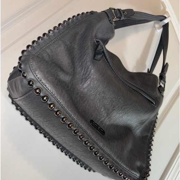 Jessica Simpson charcoal gray purse/shoulder bag, EUC - Picture 2 of 16